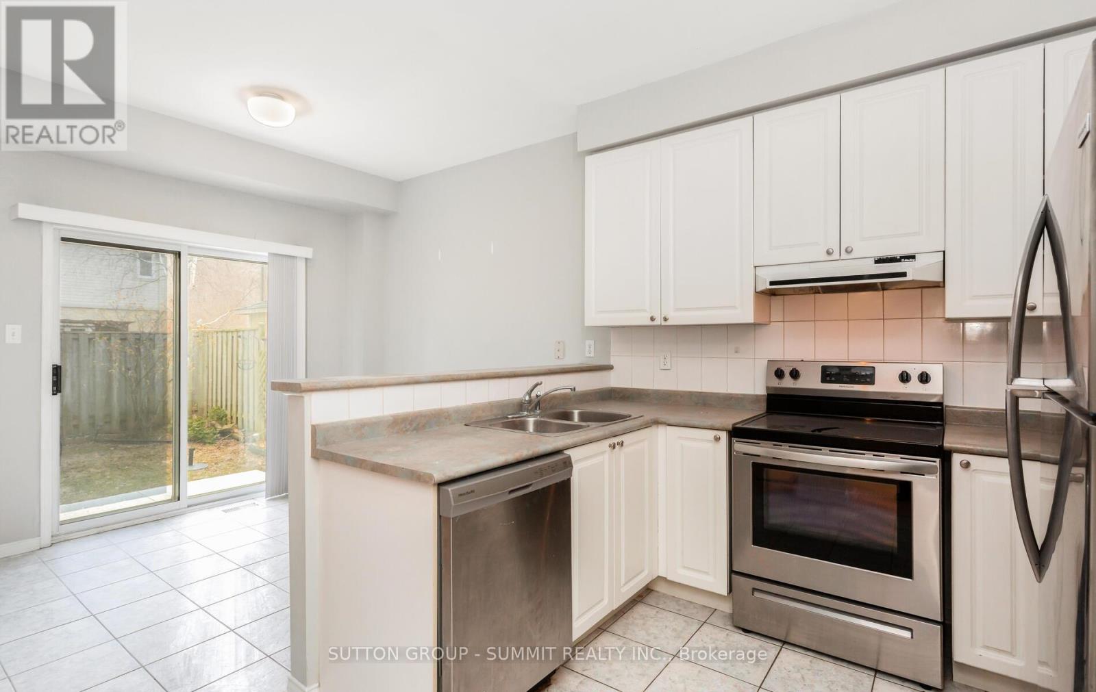 Upper - 3174 Workman Drive, Mississauga, Ontario  L5M 6K8 - Photo 7 - W12897552