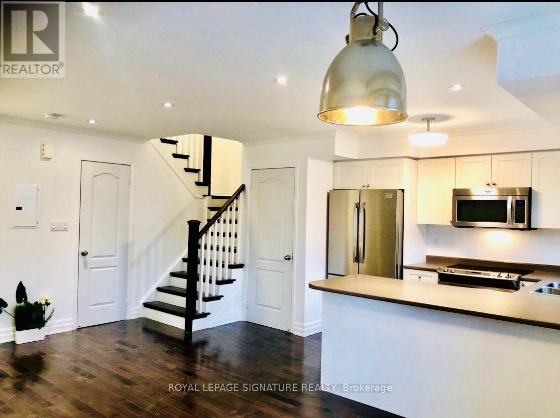 6 - 39 Hays Boulevard, Oakville, Ontario  L6H 0J1 - Photo 6 - W12897568