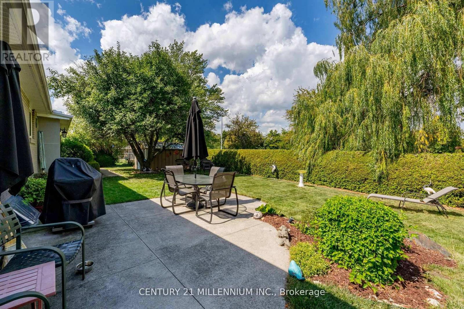 20 Dunblaine Crescent, Brampton, Ontario  L6T 3H2 - Photo 20 - W12897572