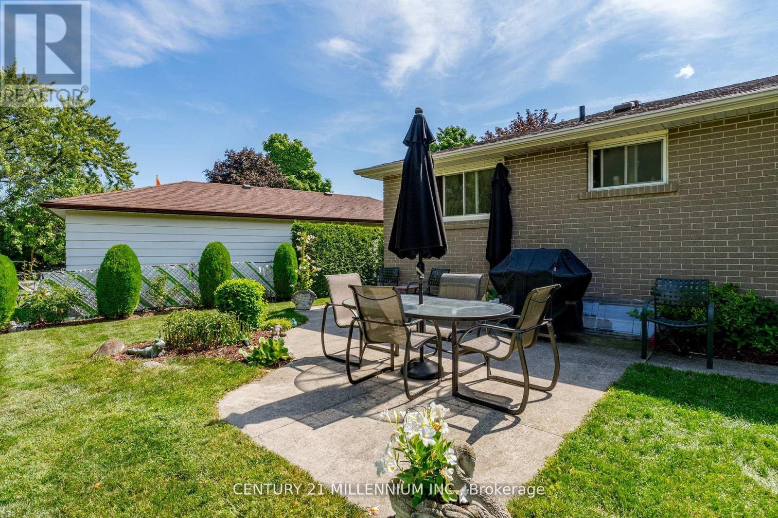 20 Dunblaine Crescent, Brampton, Ontario  L6T 3H2 - Photo 24 - W12897572