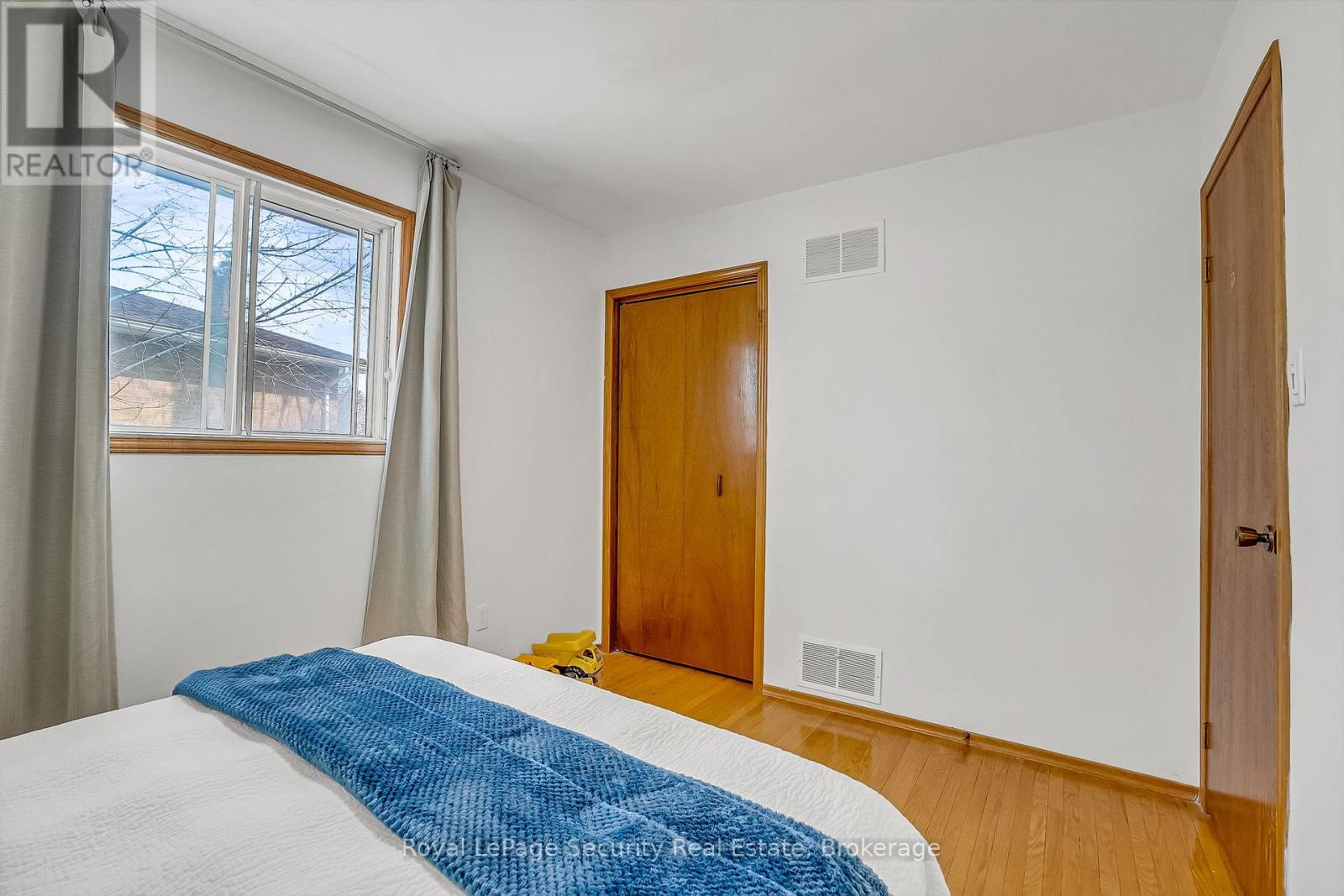 516 Kelvedon Mews, Mississauga, Ontario  L4Z 1G4 - Photo 34 - W12897580