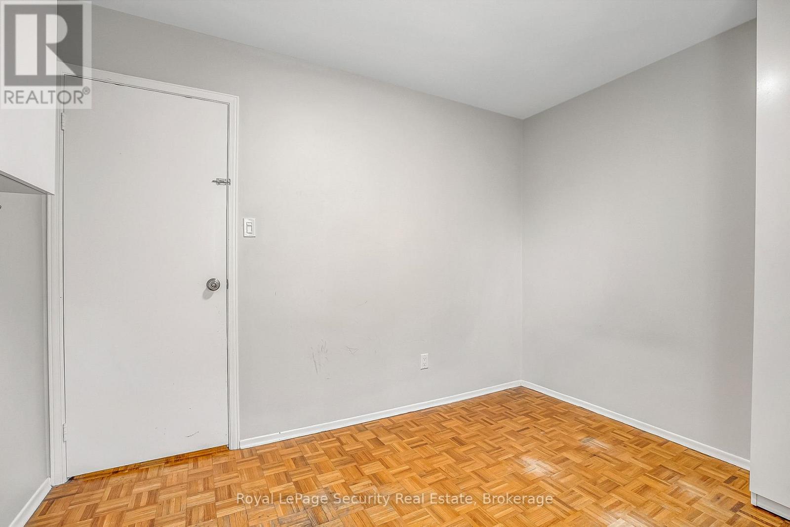 516 Kelvedon Mews, Mississauga, Ontario  L4Z 1G4 - Photo 40 - W12897580