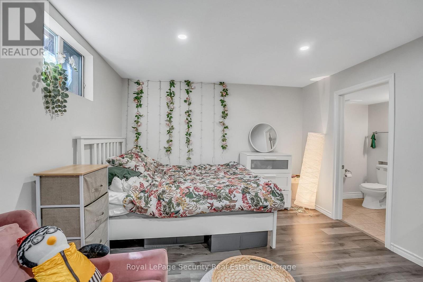 516 Kelvedon Mews, Mississauga, Ontario  L4Z 1G4 - Photo 45 - W12897580