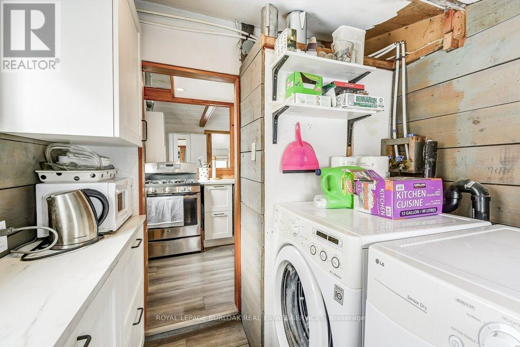 716 Sandy Bay Road, Haldimand (Dunnville), Ontario  N1A 2W6 - Photo 11 - X12897526