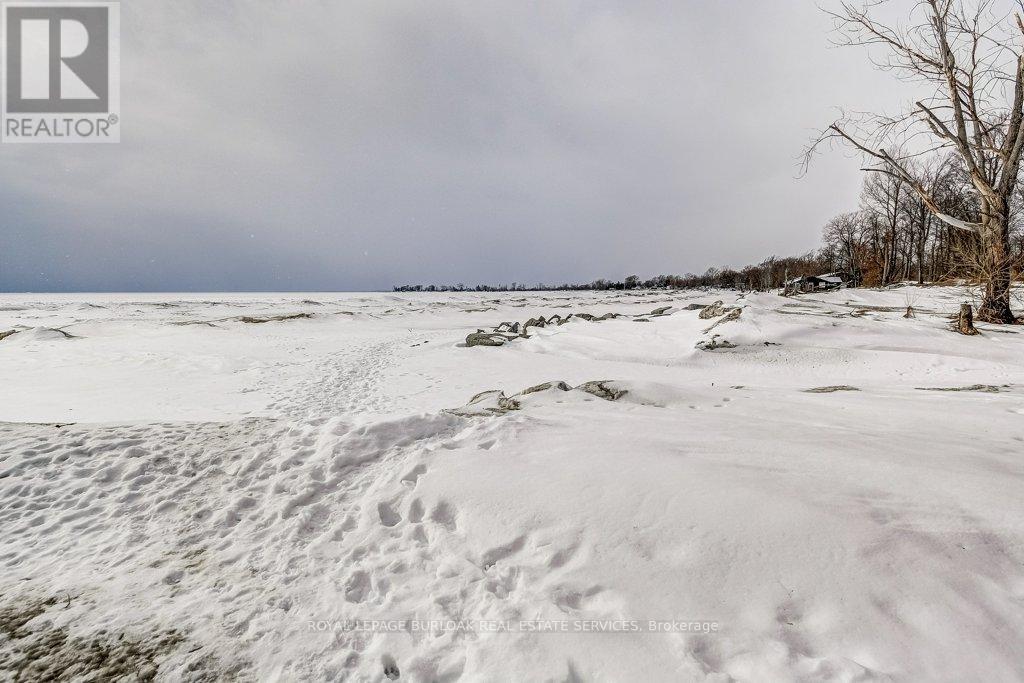 716 Sandy Bay Road, Haldimand (Dunnville), Ontario  N1A 2W6 - Photo 24 - X12897526