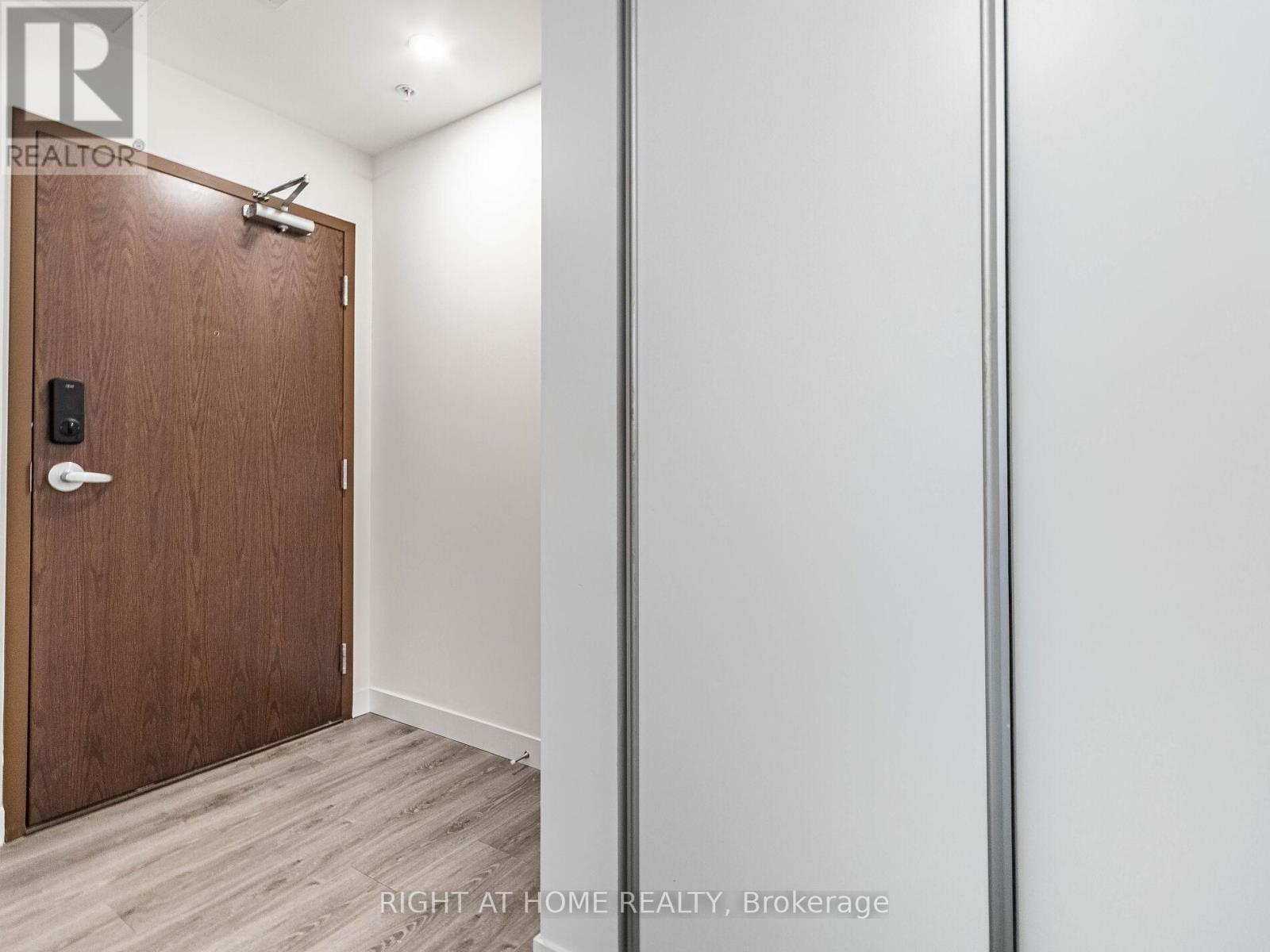 1409 - 60 Frederick Street, Kitchener, Ontario  N2H 0C7 - Photo 10 - X12897538