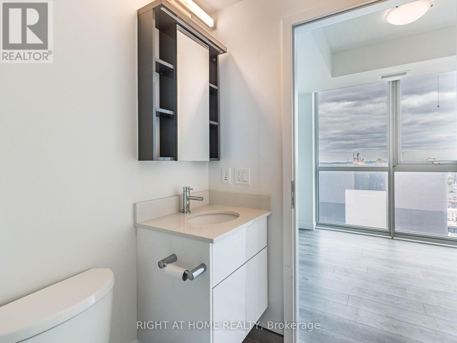 1409 - 60 Frederick Street, Kitchener, Ontario  N2H 0C7 - Photo 33 - X12897538