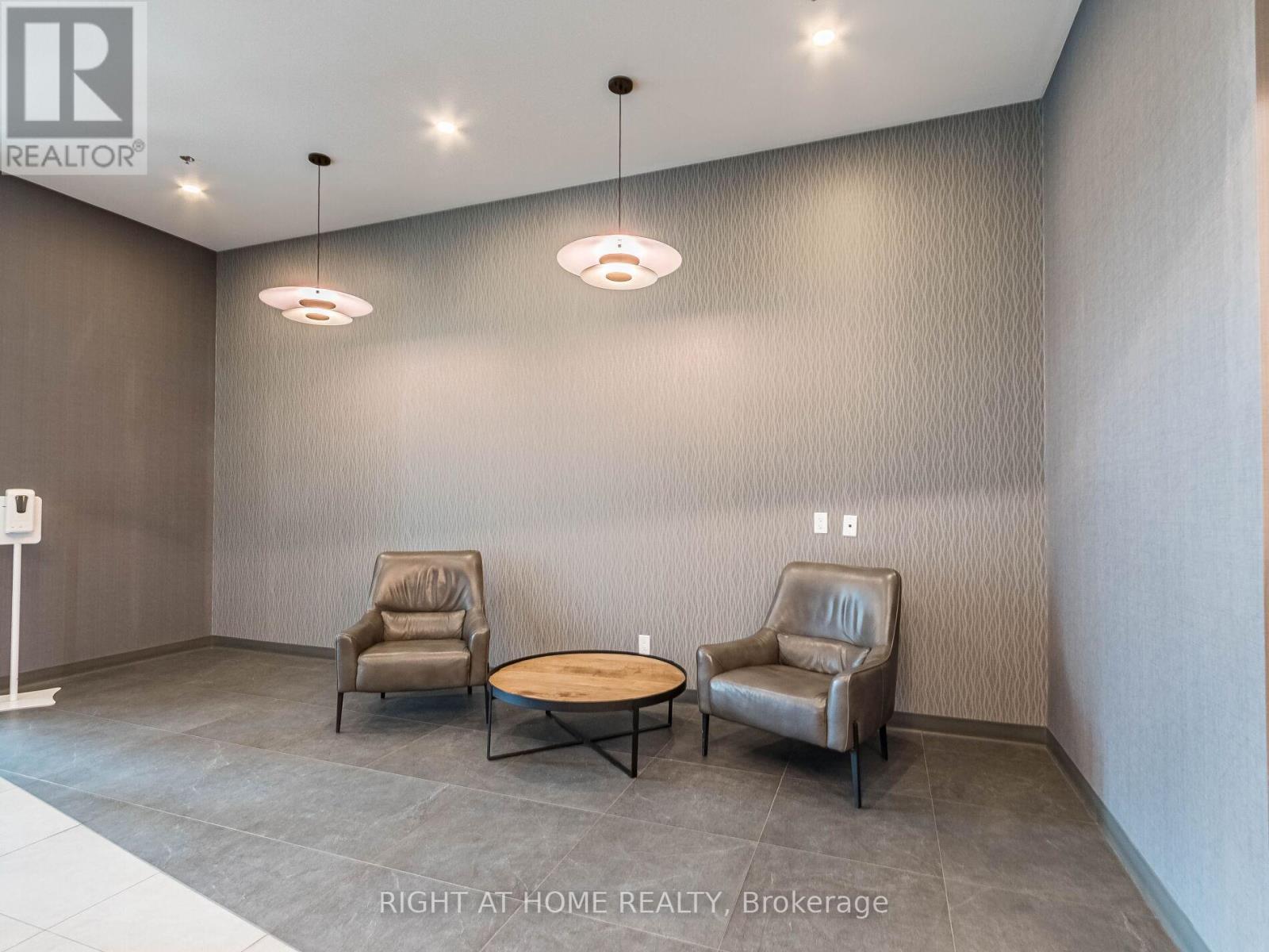 1409 - 60 Frederick Street, Kitchener, Ontario  N2H 0C7 - Photo 6 - X12897538