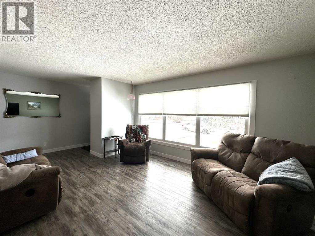 5412 59 Street, Ponoka, Alberta  T4J 1L5 - Photo 10 - A2294026