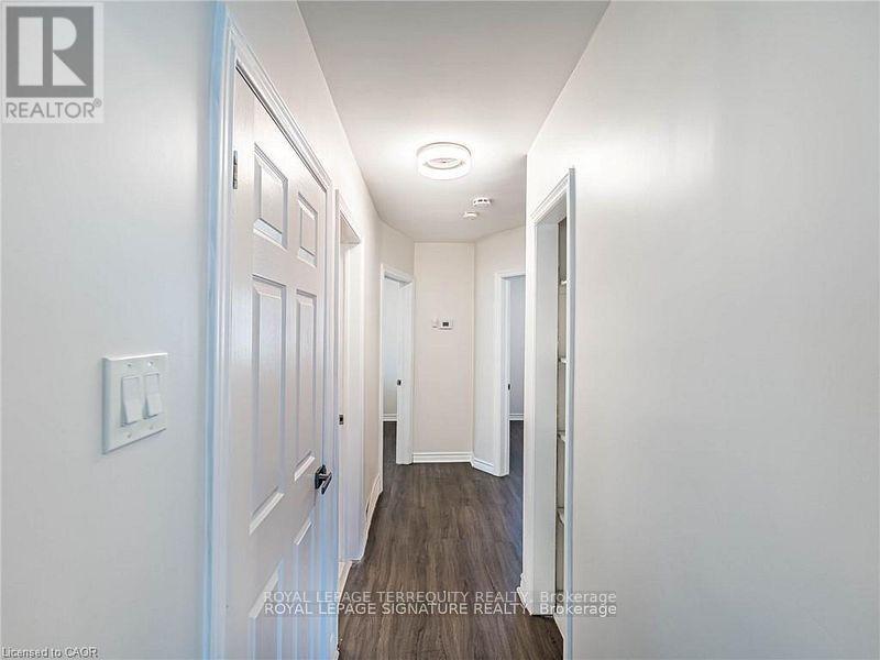 Main Floor - 194 Pleasant Avenue, Toronto (Newtonbrook West), Ontario  M2M 1M3 - Photo 7 - C12897250