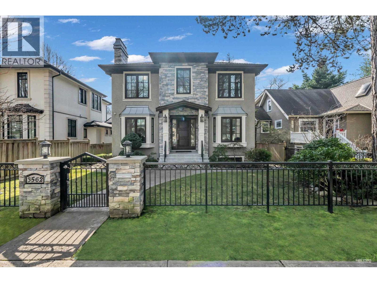 3562 W 34th Avenue, Vancouver, British Columbia  V6N 2K8 - Photo 2 - R3101262