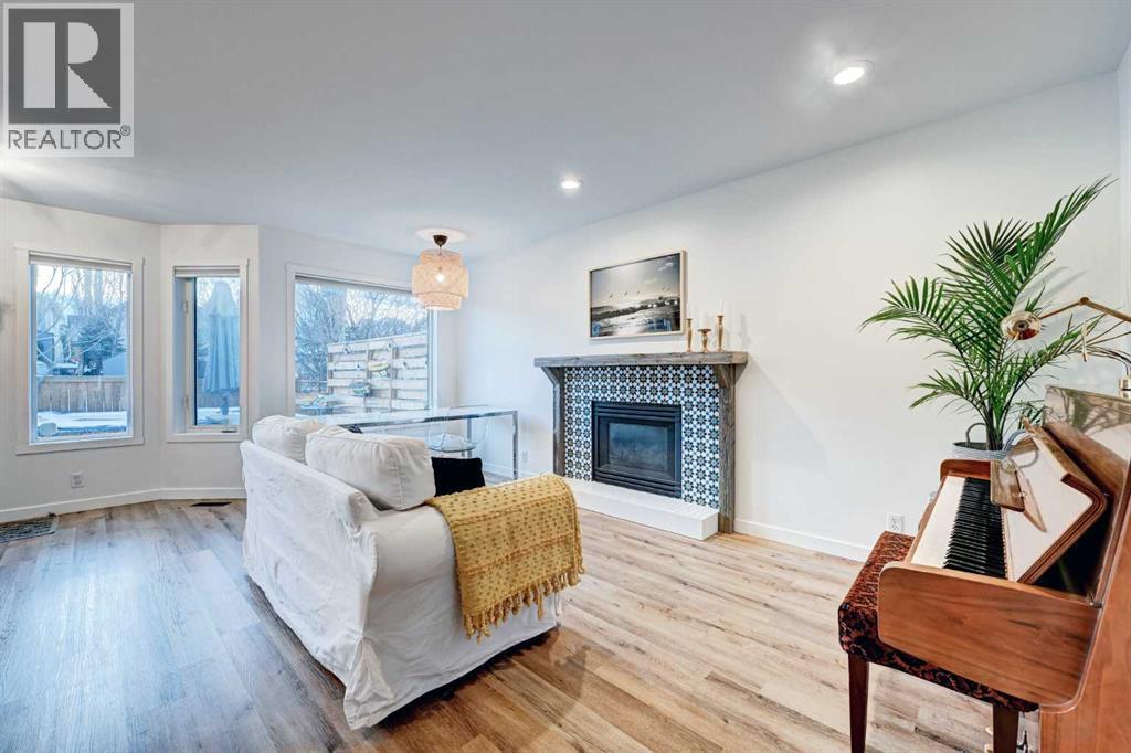 126 Hidden Crescent Nw, Calgary, Alberta  T3A 5L3 - Photo 10 - A2293380