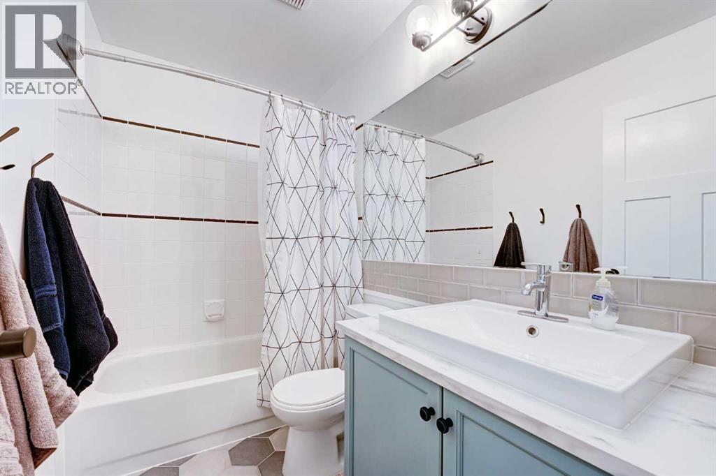 126 Hidden Crescent Nw, Calgary, Alberta  T3A 5L3 - Photo 39 - A2293380