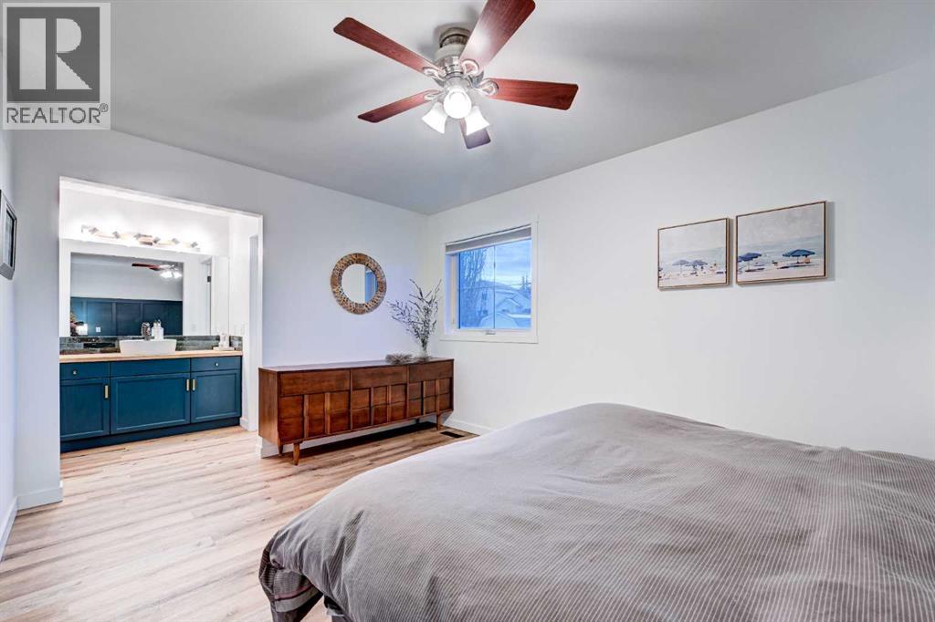 126 Hidden Crescent Nw, Calgary, Alberta  T3A 5L3 - Photo 31 - A2293380