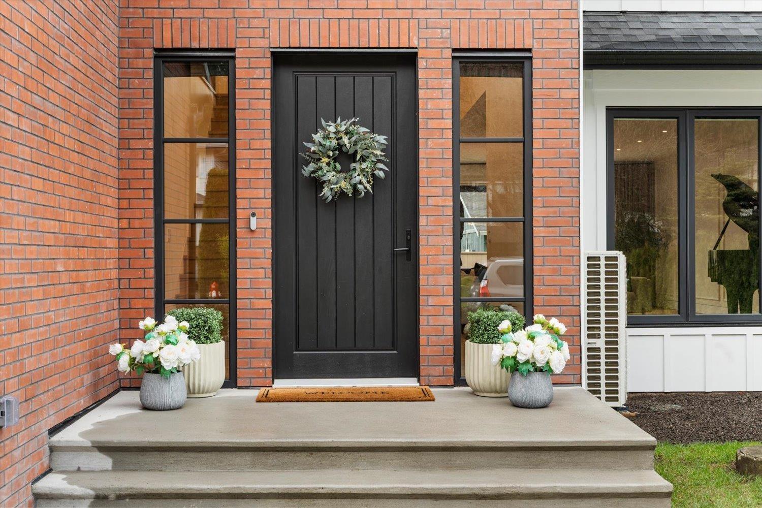 20448 90 Crescent, Langley, British Columbia  V1M 1A7 - Photo 2 - R3101032