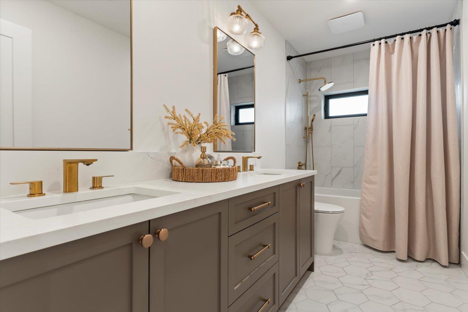 20448 90 Crescent, Langley, British Columbia  V1M 1A7 - Photo 29 - R3101032