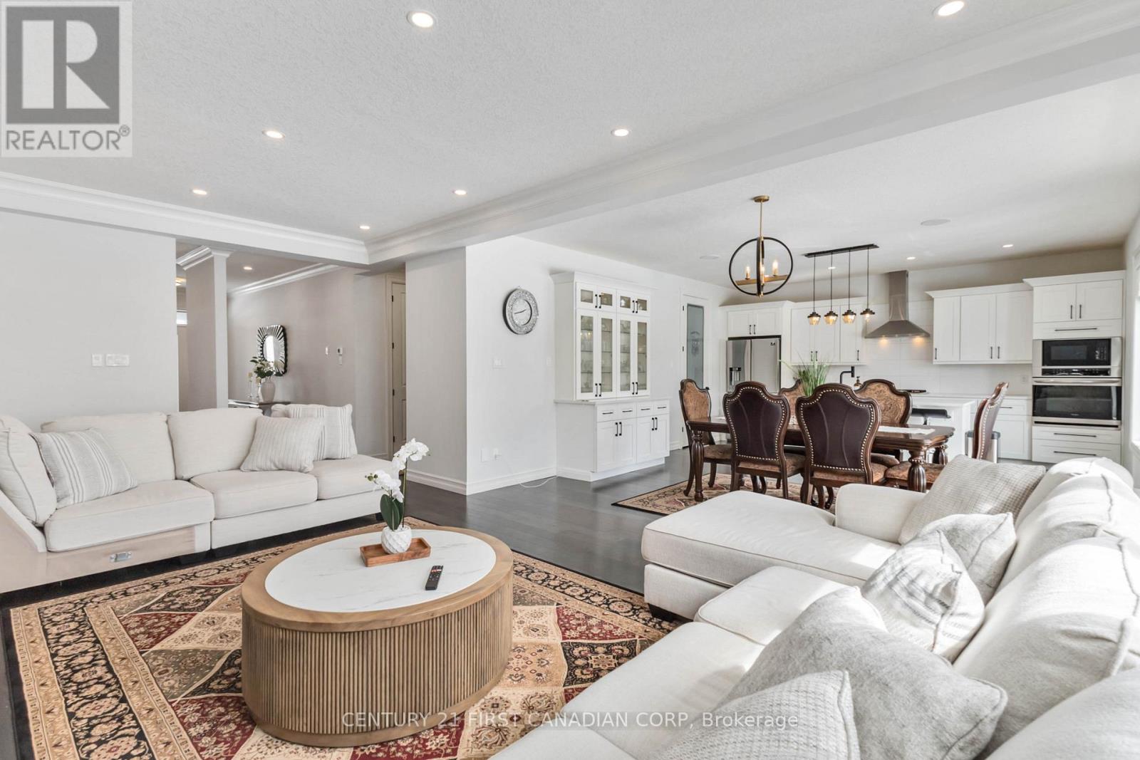 6311 Old Garrison Boulevard, London South (South V), Ontario  N6P 0A8 - Photo 12 - X12896020