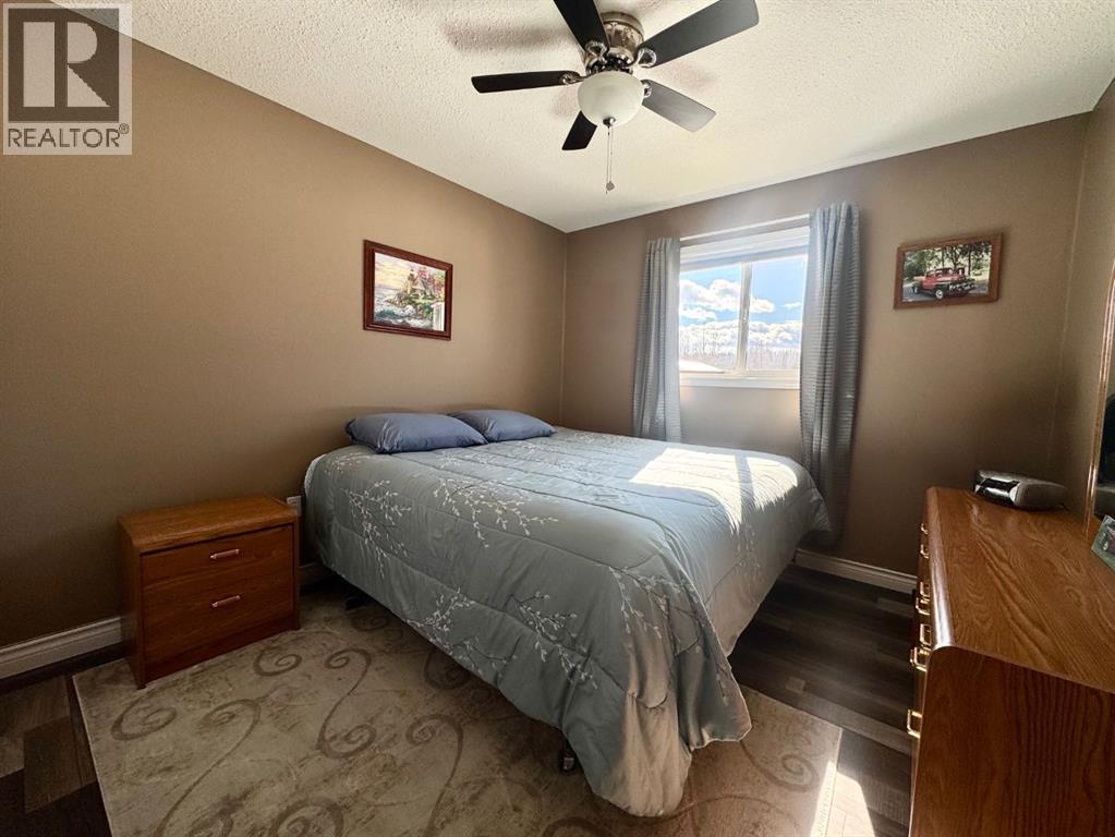 25 Keystone Place, Whitecourt, Alberta  T7S 0B2 - Photo 15 - A2294222