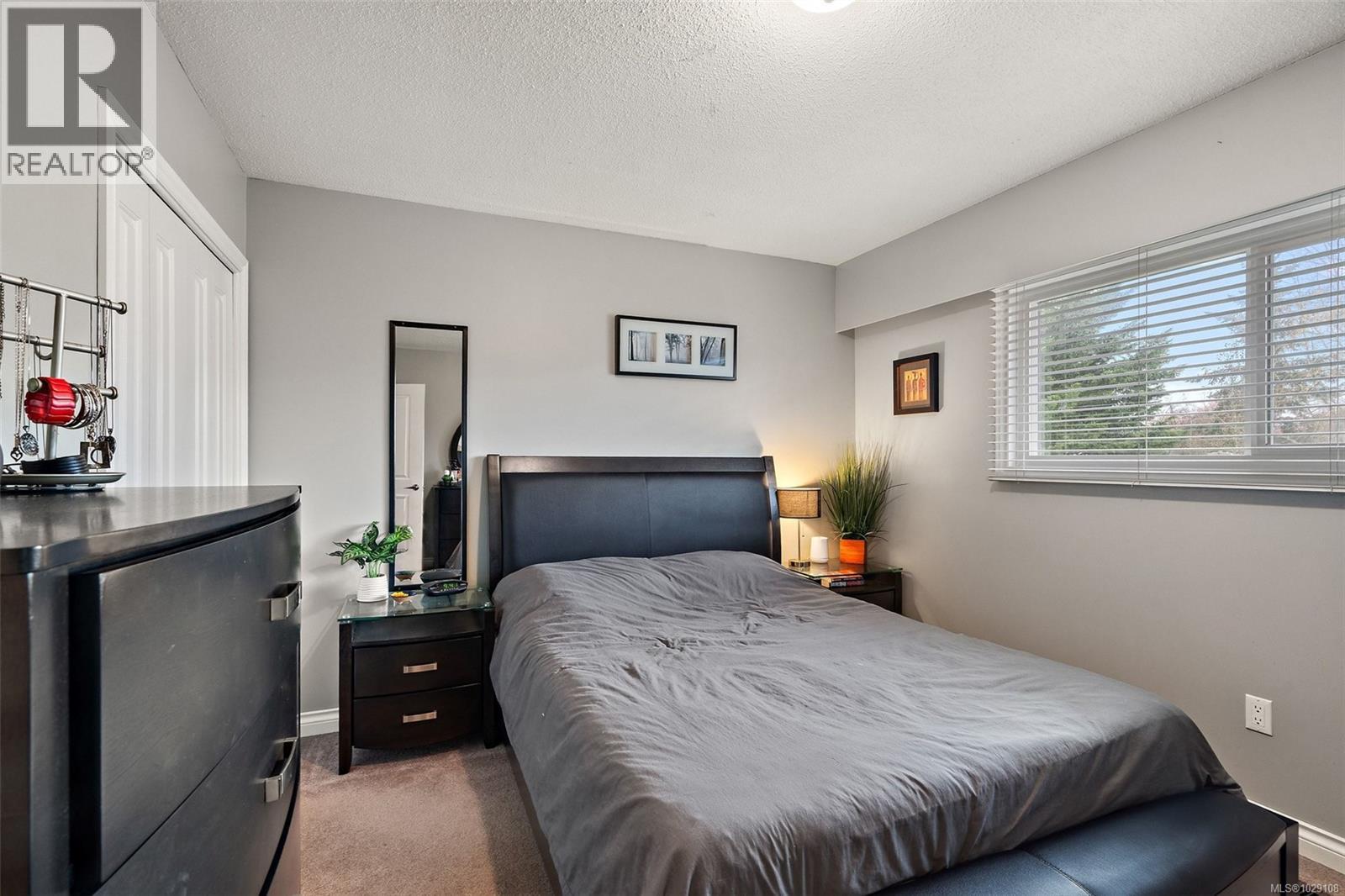 10289 Godfrey Pl, Sidney, British Columbia  V8L 2K9 - Photo 15 - 1029108