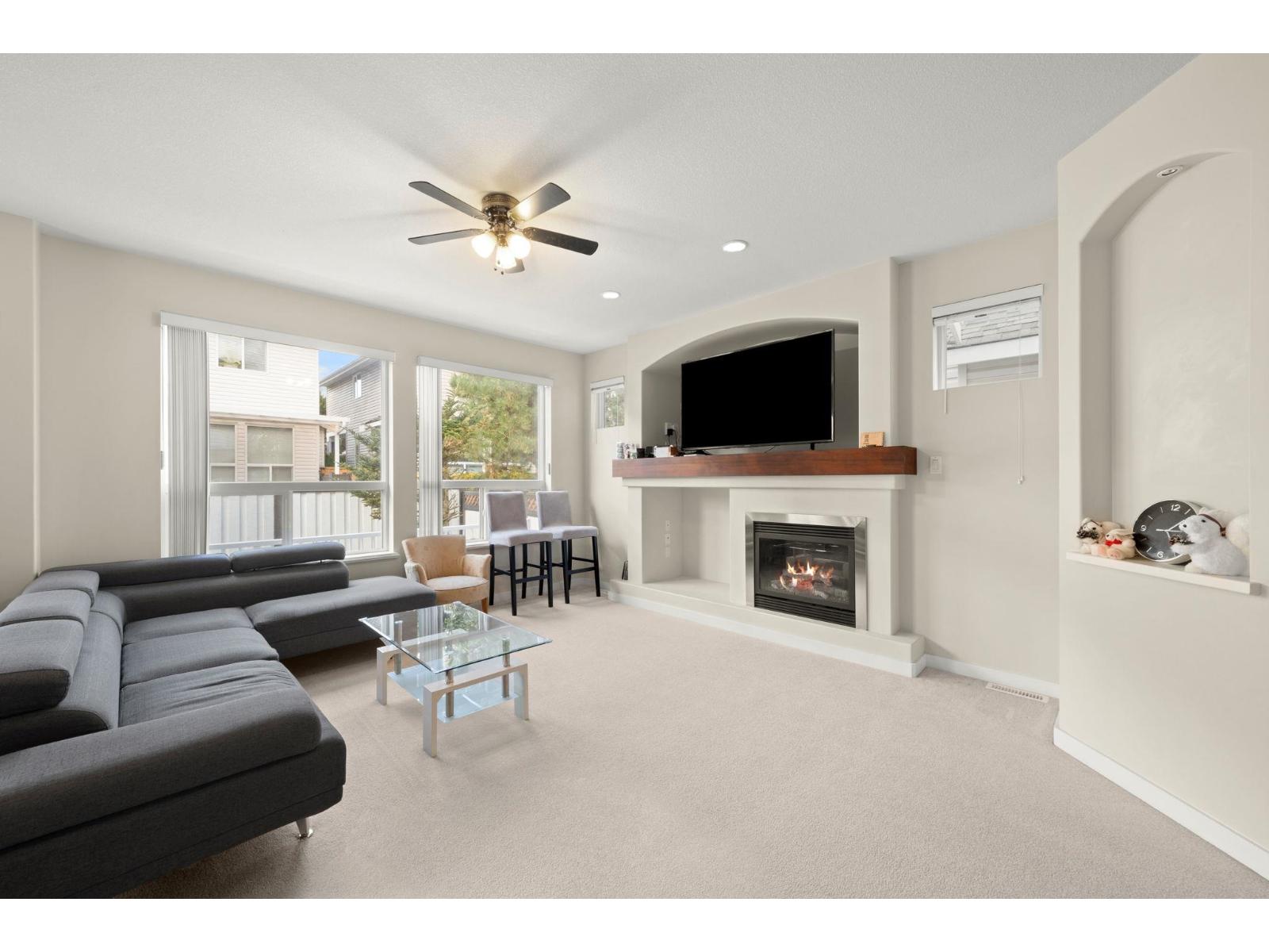 8179 212 Street, Langley, British Columbia  V2Y 2C9 - Photo 4 - R3101204