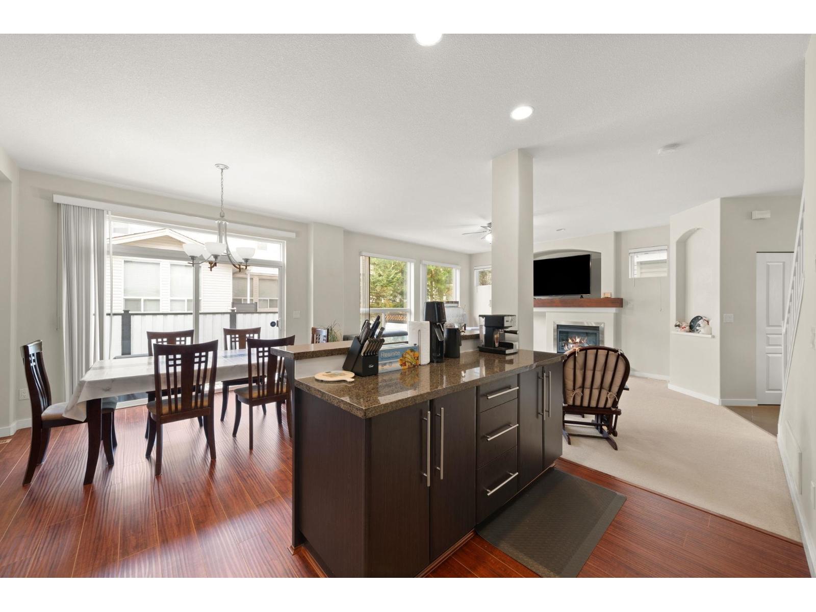 8179 212 Street, Langley, British Columbia  V2Y 2C9 - Photo 11 - R3101204