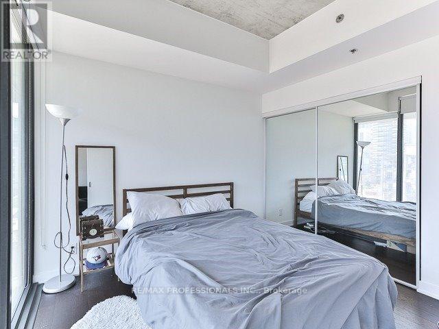 1006 - 15 Beverley Street, Toronto, Ontario  M5T 0B3 - Photo 19 - C12897614