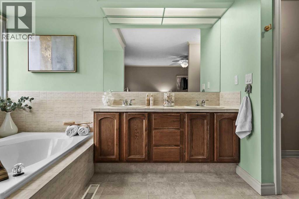 6, 834 2 Avenue Nw, Calgary, Alberta  T2N 0E5 - Photo 24 - A2294244