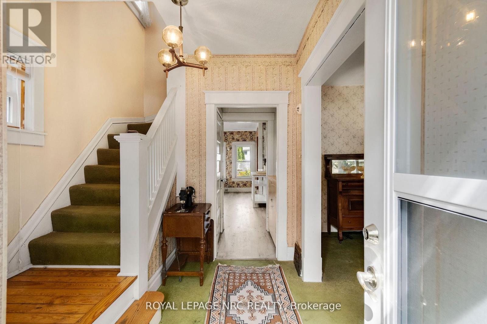 6511 Riall Street, Niagara Falls, Ontario  L2J 1Z4 - Photo 4 - X12897624