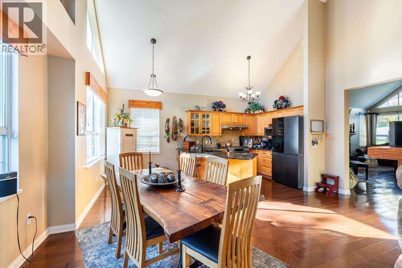 116 1465 Parkway Boulevard, Coquitlam, British Columbia  V3E 3E6 - Photo 14 - R3101315