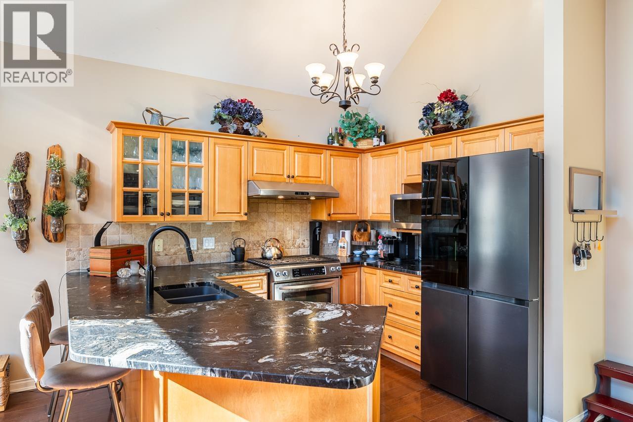 116 1465 Parkway Boulevard, Coquitlam, British Columbia  V3E 3E6 - Photo 8 - R3101315