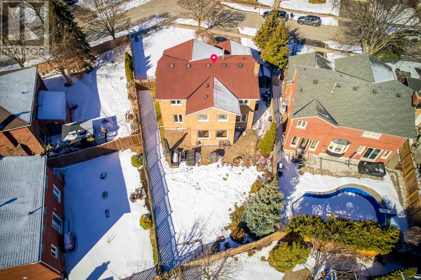 314 O'donoghue Avenue, Oakville, Ontario  L6H 3W7 - Photo 4 - W12896496