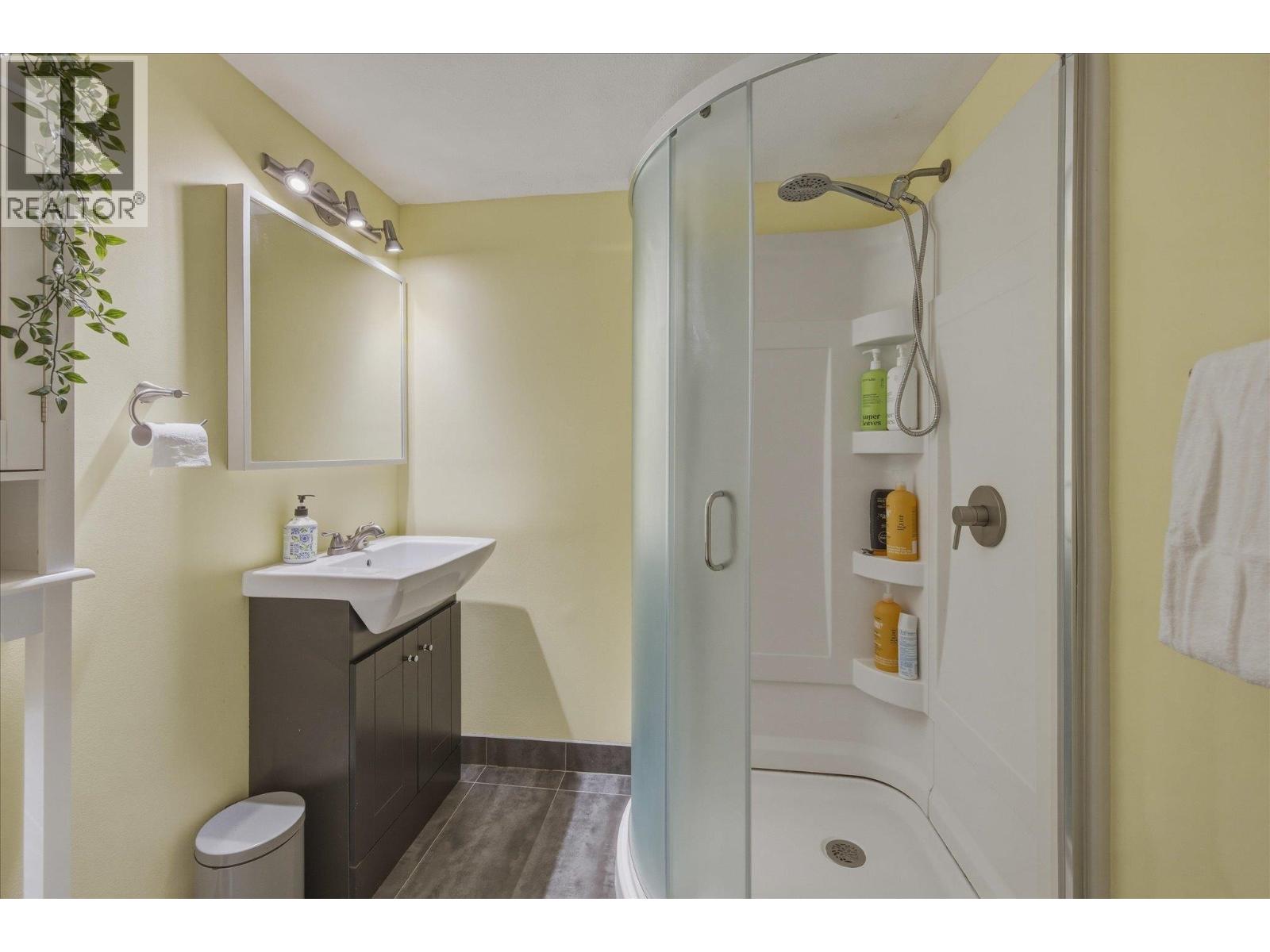 C102 40140 Willow Crescent, Squamish, British Columbia  V8B 0M1 - Photo 16 - R3101323