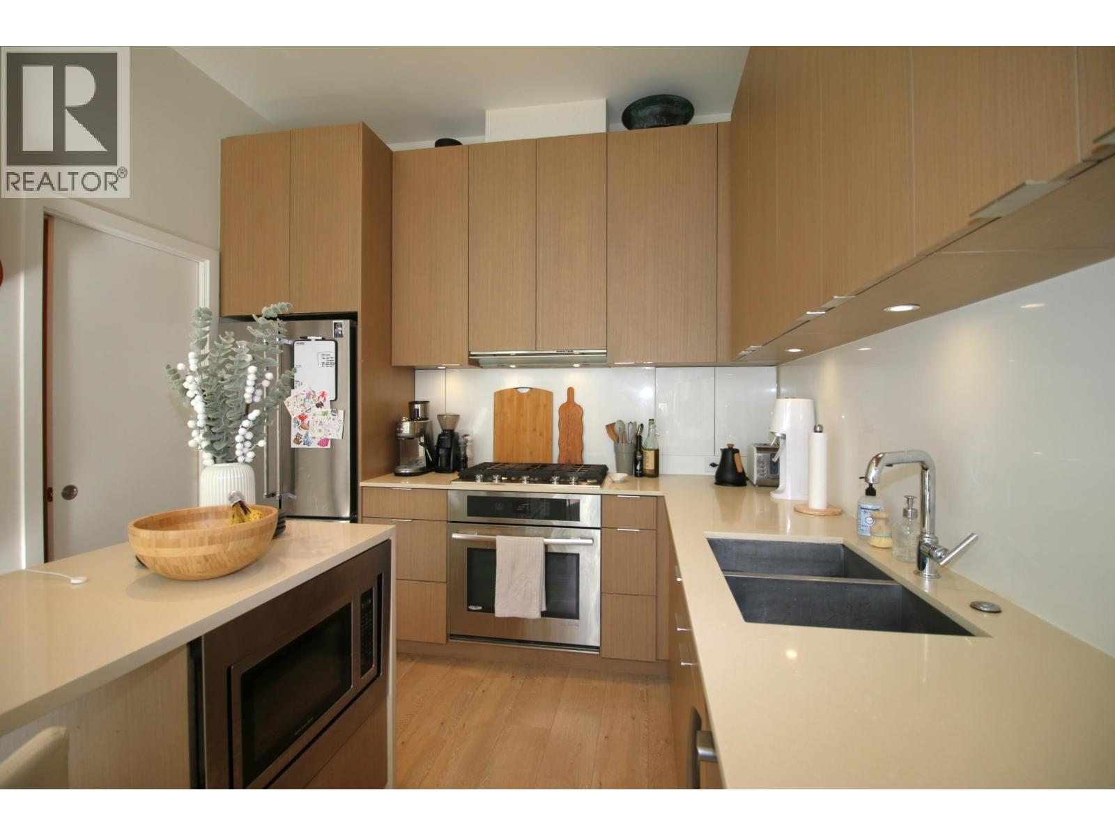 125 E 1st Avenue, Vancouver, British Columbia  V6A 0E8 - Photo 10 - R3101340