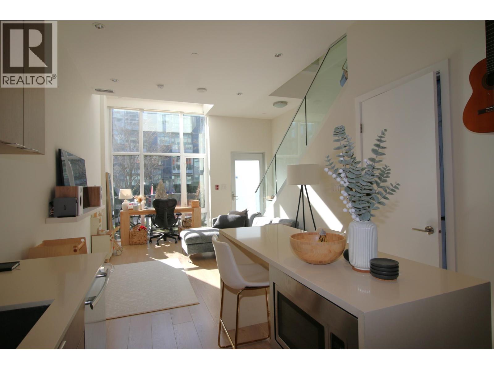 125 E 1st Avenue, Vancouver, British Columbia  V6A 0E8 - Photo 13 - R3101340