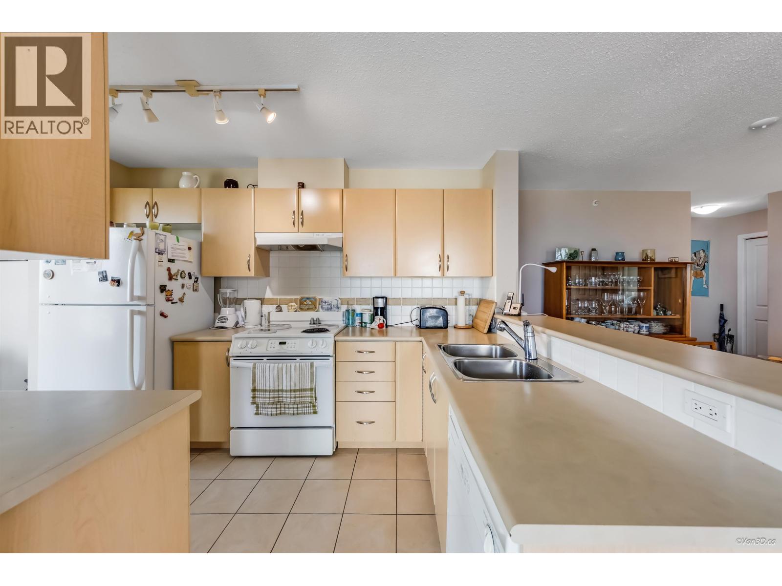 1501 6659 Southoaks Crescent, Burnaby, British Columbia  V5E 4M9 - Photo 7 - R3101358