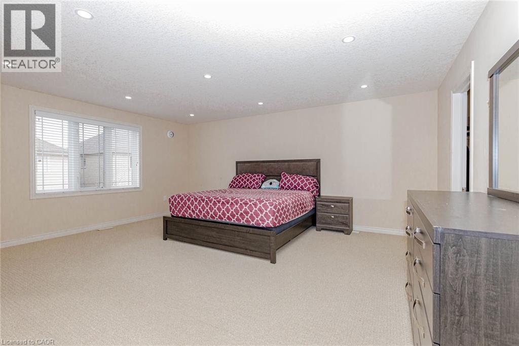 2 Doon Creek Street, Kitchener, Ontario  N2P 2R3 - Photo 27 - 40813376