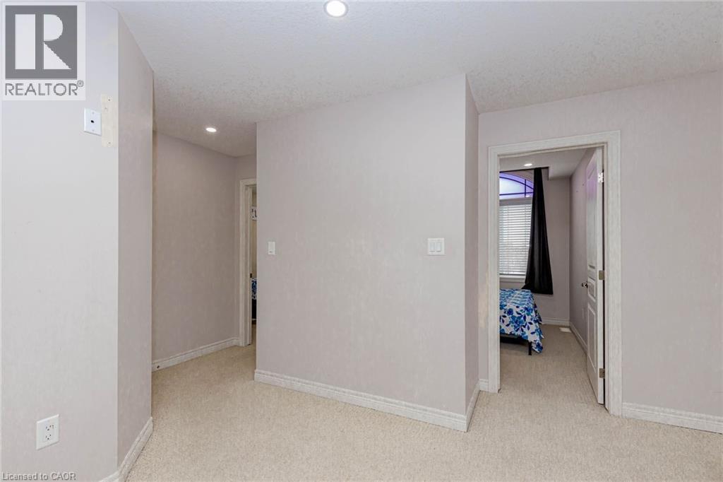 2 Doon Creek Street, Kitchener, Ontario  N2P 2R3 - Photo 34 - 40813376