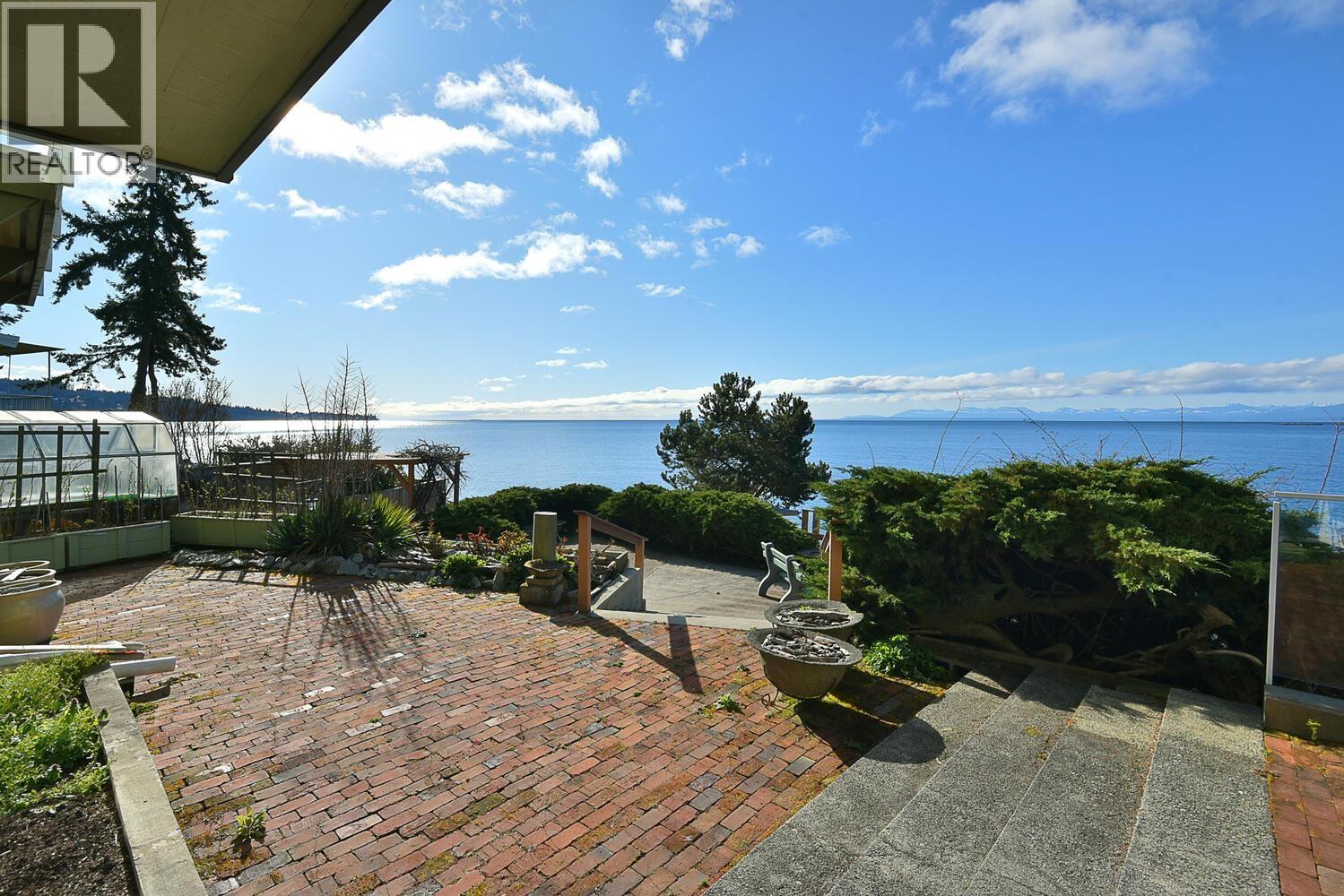 5907 Sunshine Coast Highway, Sechelt, British Columbia  V0N 3A0 - Photo 10 - R3101348