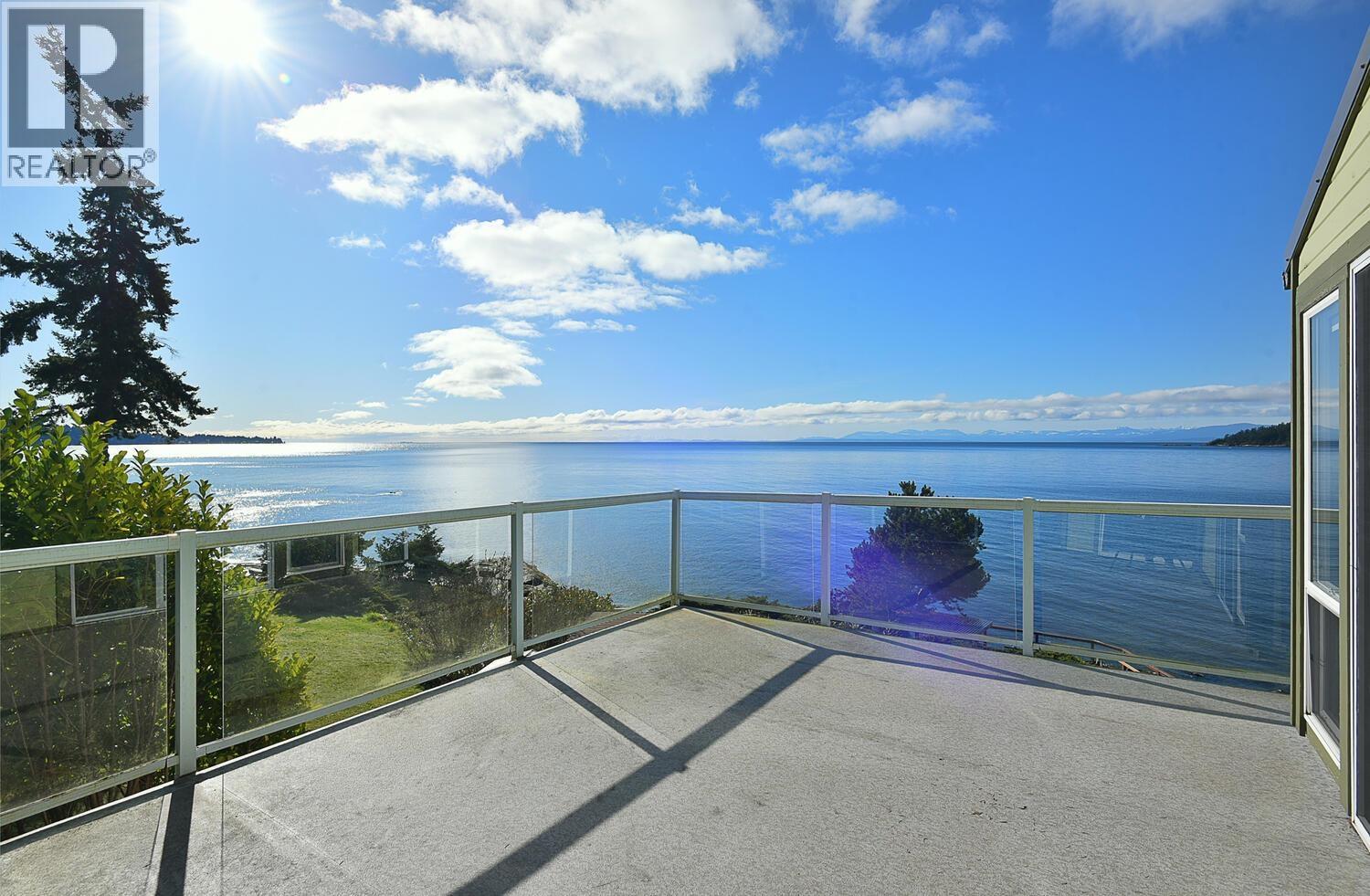 5907 Sunshine Coast Highway, Sechelt, British Columbia  V0N 3A0 - Photo 16 - R3101348