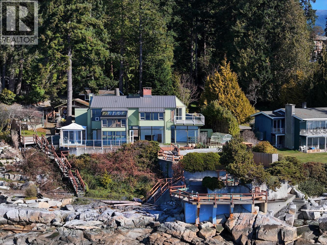 5907 Sunshine Coast Highway, Sechelt, British Columbia  V0N 3A0 - Photo 39 - R3101348