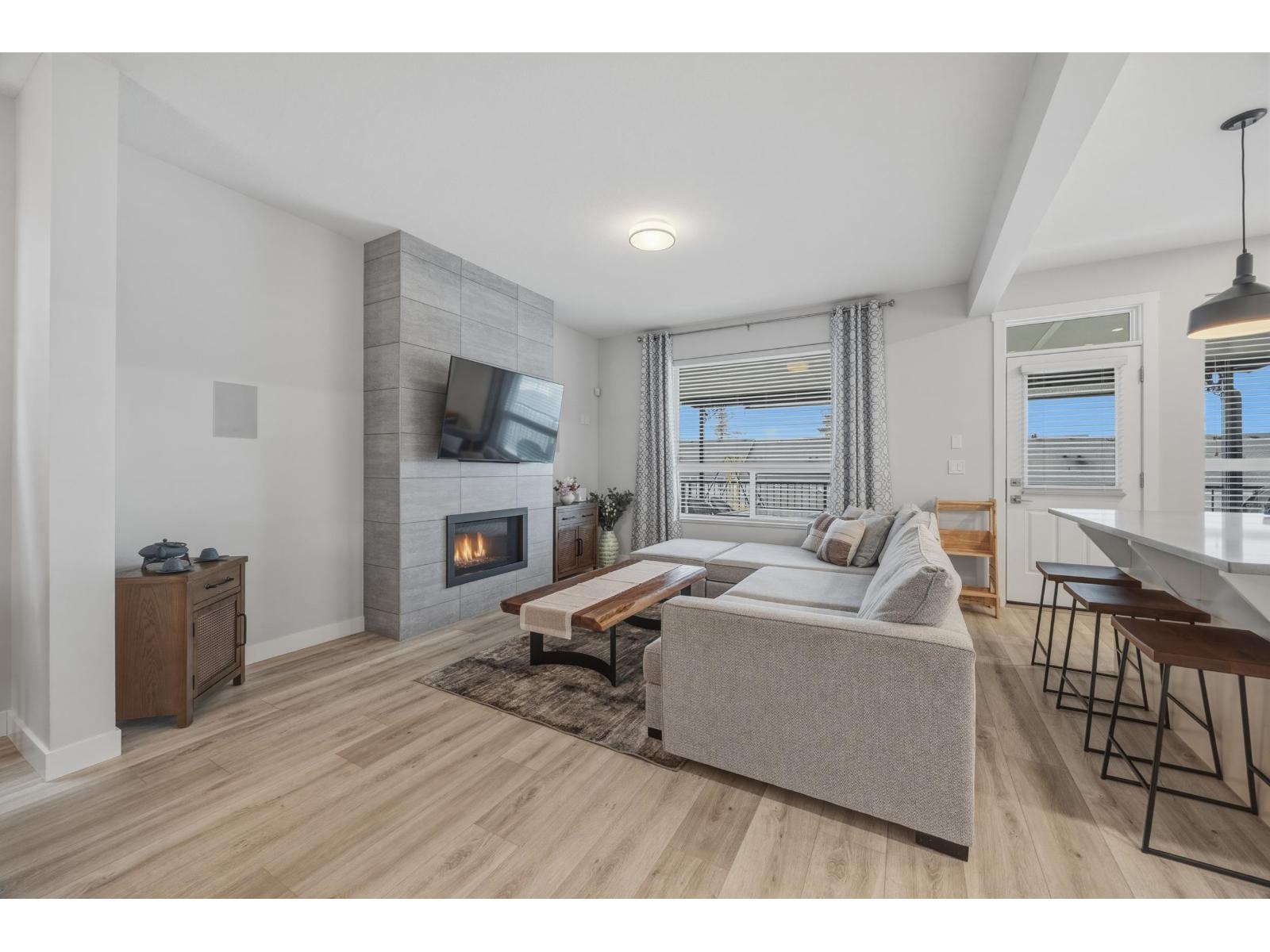 8223 202b Street, Langley, British Columbia  V2Y 0Z1 - Photo 10 - R3101389