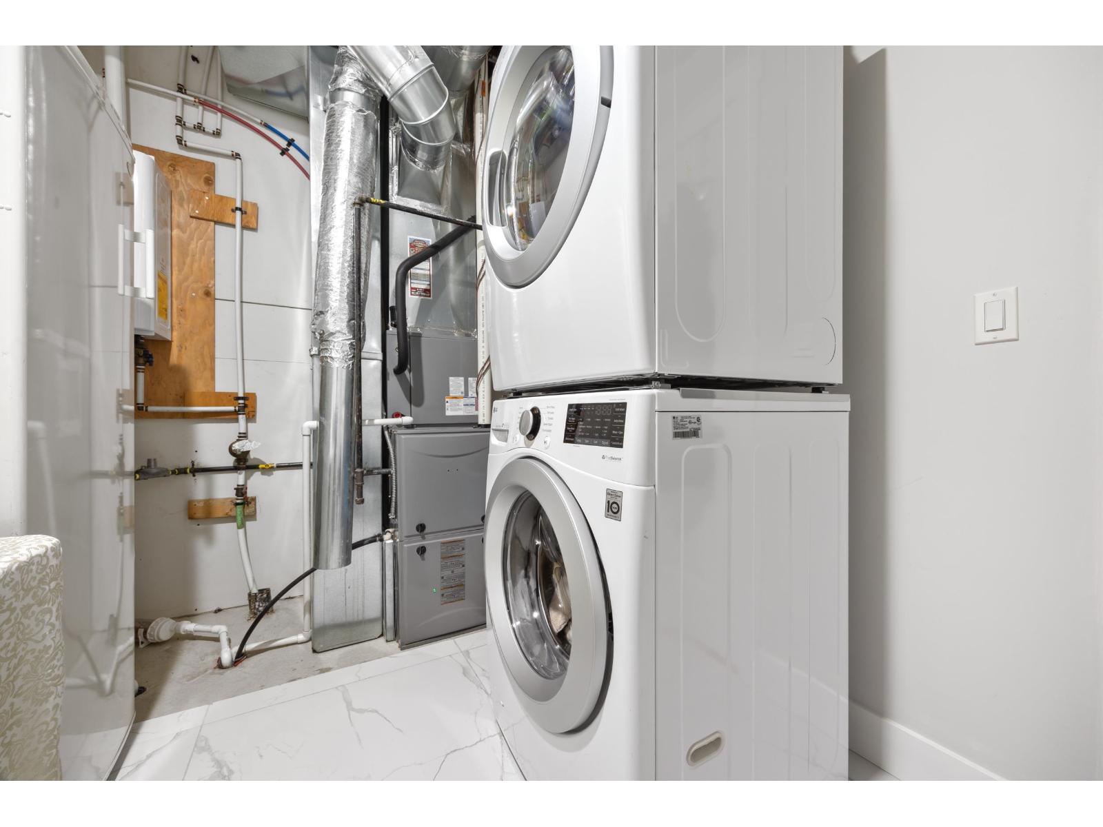 8223 202b Street, Langley, British Columbia  V2Y 0Z1 - Photo 35 - R3101389