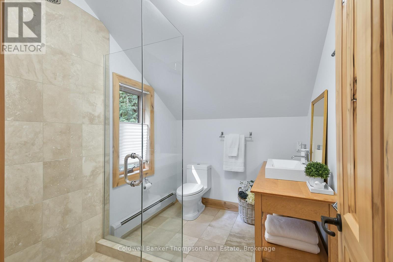 1109 Glenmount Road, Lake Of Bays, Ontario  P0B 1A0 - Photo 37 - X12897602