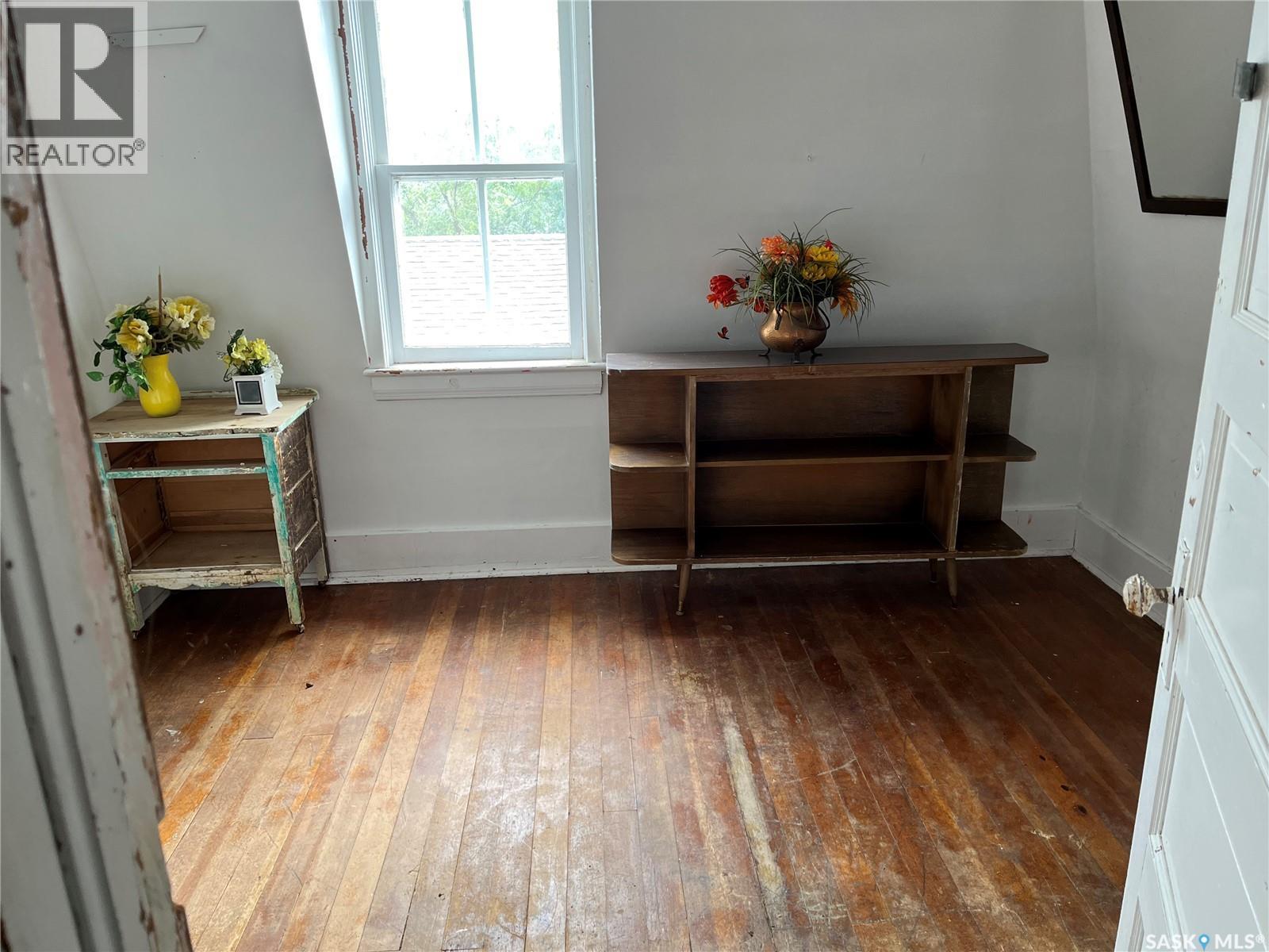 239 4th Avenue W, Gravelbourg, Saskatchewan  S0H 1X0 - Photo 21 - SK016597