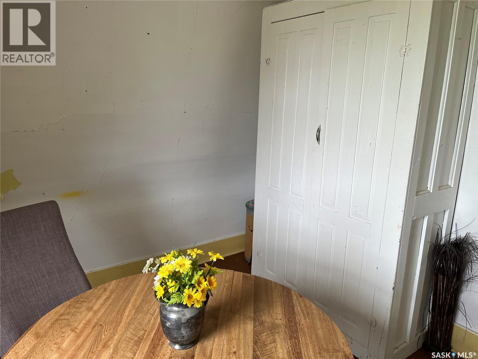 239 4th Avenue W, Gravelbourg, Saskatchewan  S0H 1X0 - Photo 28 - SK016597