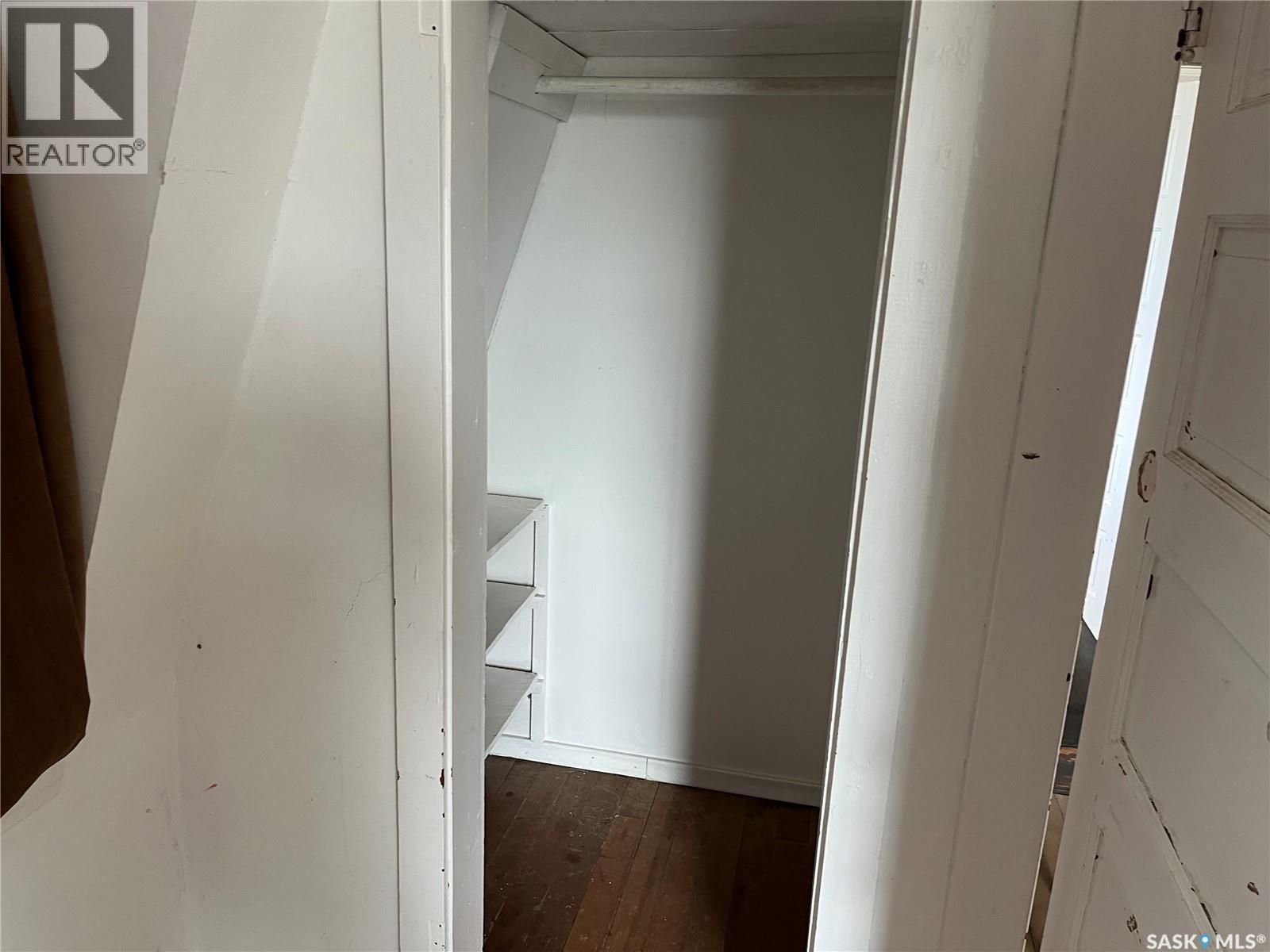 239 4th Avenue W, Gravelbourg, Saskatchewan  S0H 1X0 - Photo 23 - SK016597