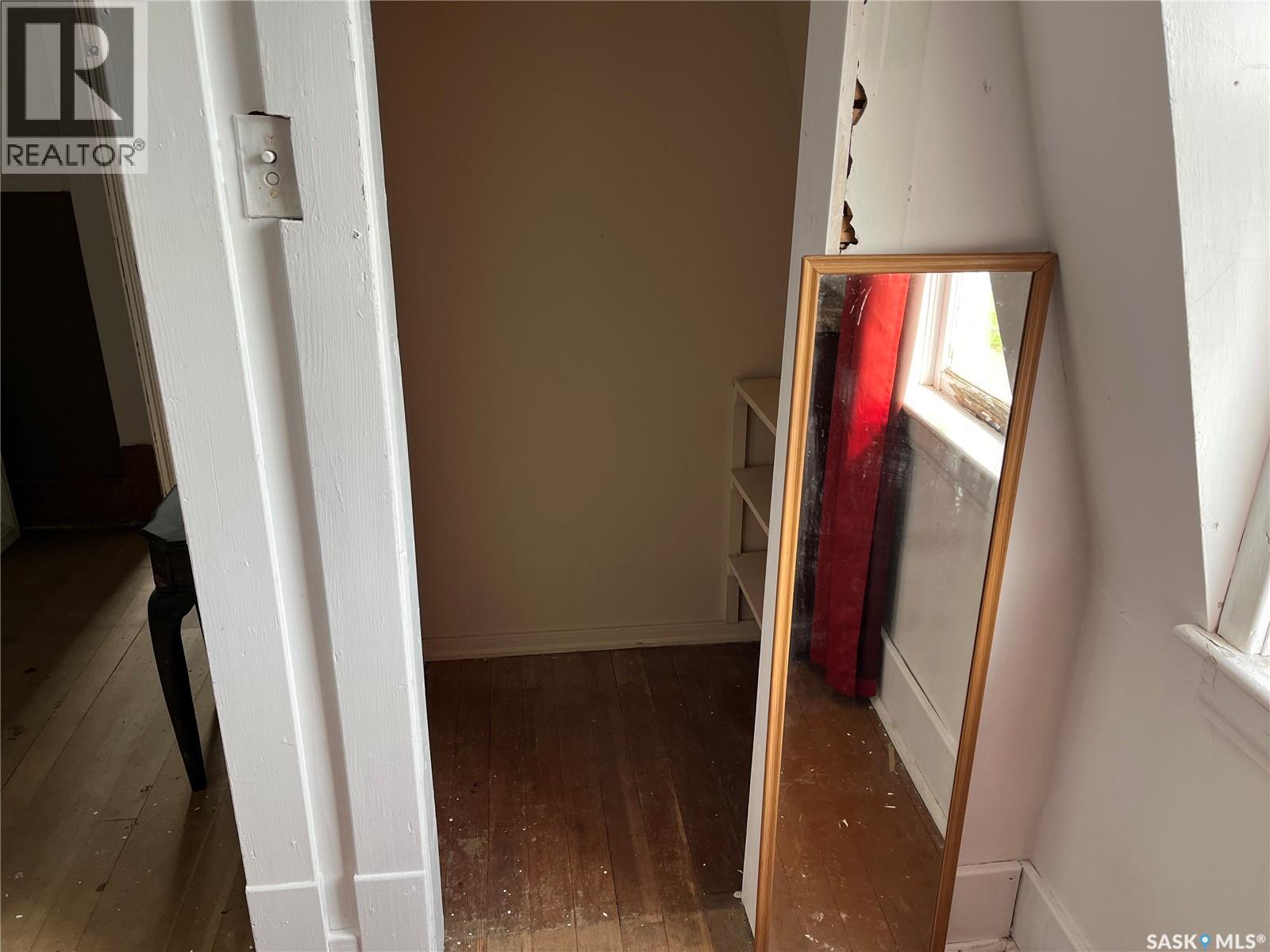 239 4th Avenue W, Gravelbourg, Saskatchewan  S0H 1X0 - Photo 25 - SK016597