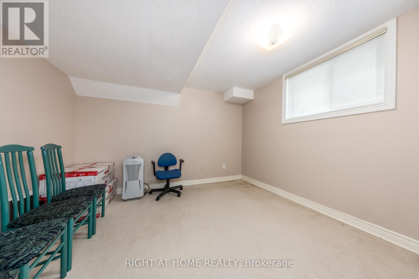 27 Addison Street, Richmond Hill, Ontario  L4C 9N1 - Photo 40 - N12896492