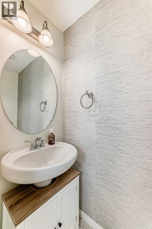 1020 Windsong Drive SW, Airdrie, Alberta  T4B 0P2 - Photo 18 - A2286518