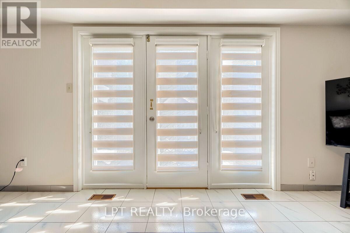 16 Vogue Court, Hamilton, Ontario  L8E 4T3 - Photo 14 - X12897606